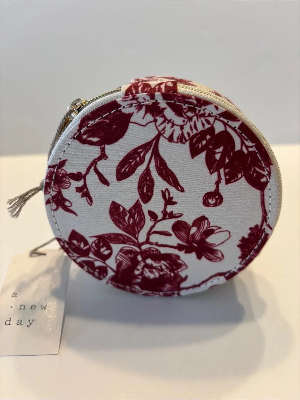 A New Day Floral Print Round Travel Jewelry Organizer